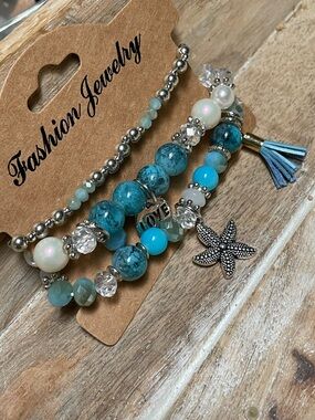 Fashion Jewelry Turquoise and Silver Multi-Strand Charm Bracelet Set